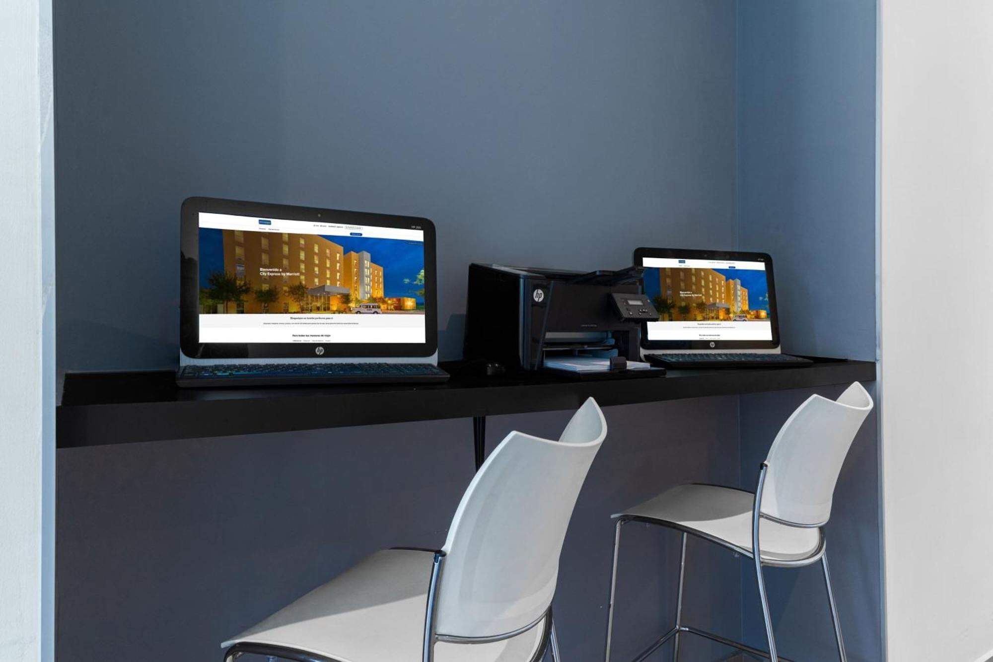 City Express Junior By Marriott Aguascalientes Centro Exterior foto